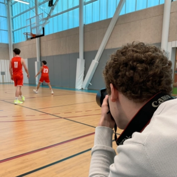 Photo de Jules prenant une photo